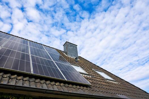 Photovoltaik-Anlage auf einem Hausdach